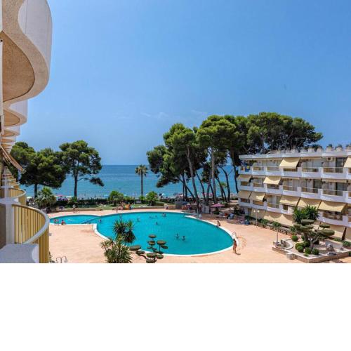 Just Oliver Holidays - Estudio Amura Cambrils