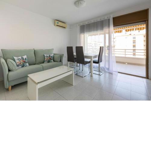 Just Oliver Holidays - Morvent La Pineda Platja