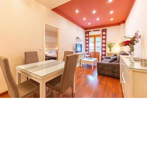 Justino Triana Suite By Valcambre