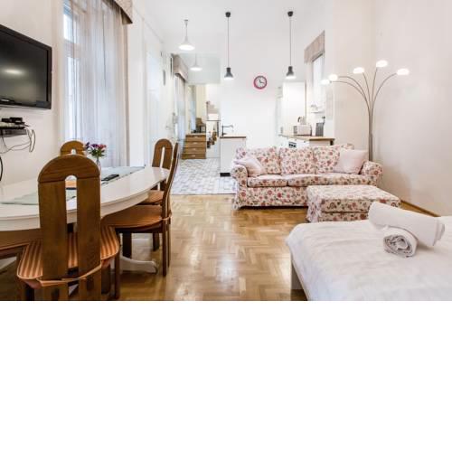 K15 Central Apartment near Danube and Ráday street