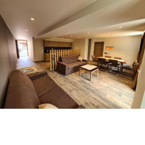 K2 home