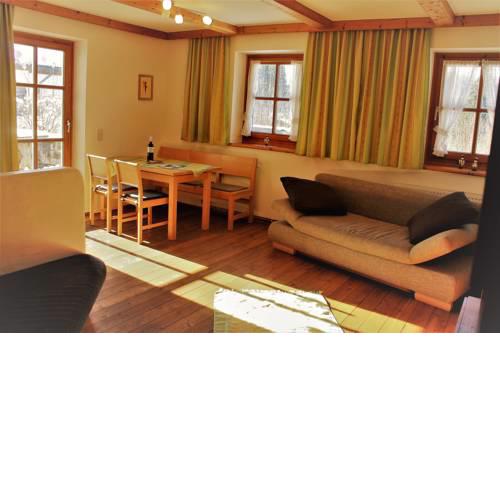 Kachelofenwohnung Pölzleitner