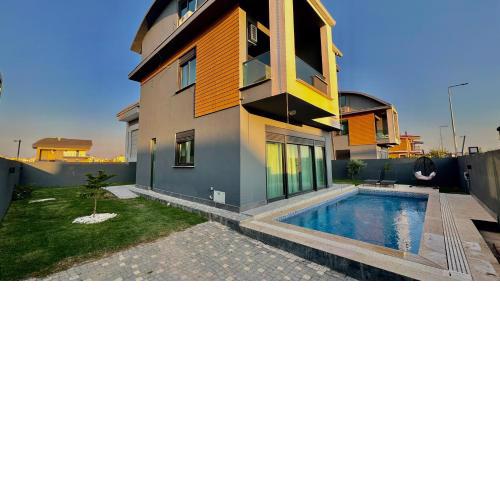 Kadriye 3+1 Villa - Elexus 2