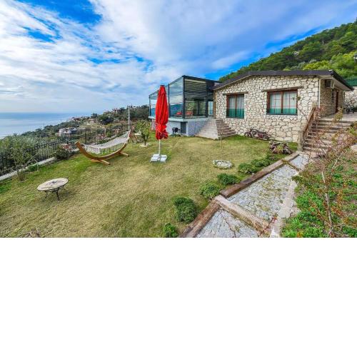 Kalabantia House