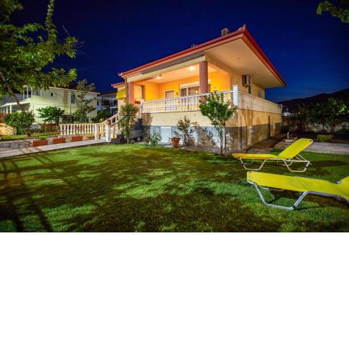 Kaliva House