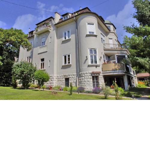 Kalmár Panzió
