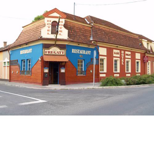 Kalóz Fregatt Panzió & Étterem