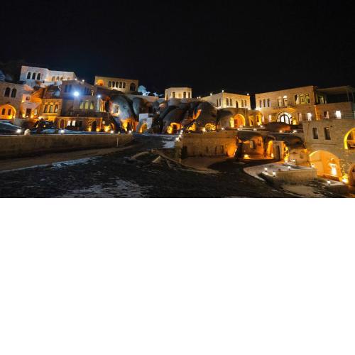 Kalsedon Cave Suites