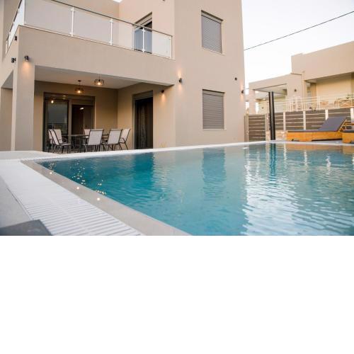 Kamilari Paradise Luxury Villa
