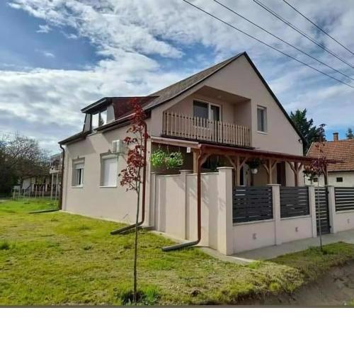 Kanyar Apartman