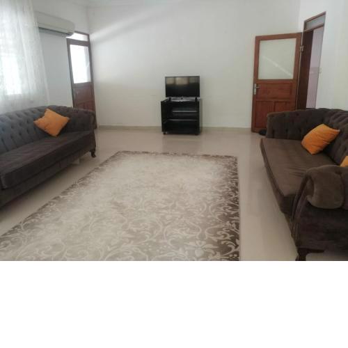 KARAÖZ TATİL EVİ