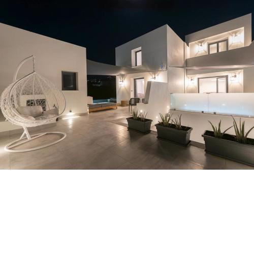 Karat Suites