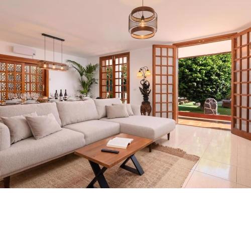 KARAT Villa Fernanda