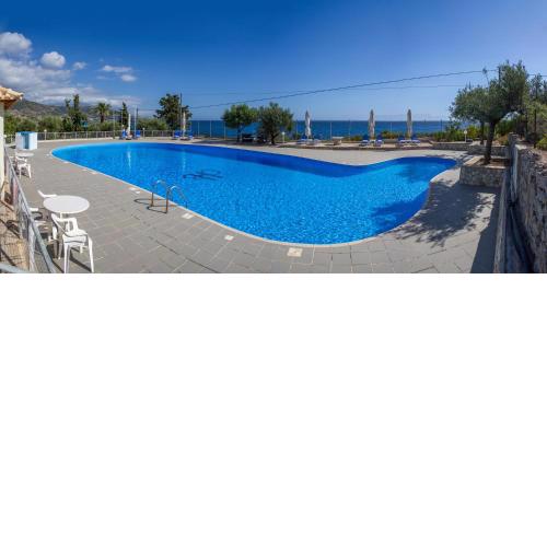 Kardamili Beach Hotel