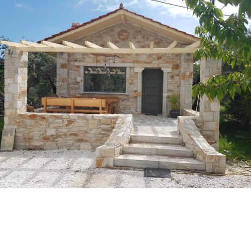 Kastro Stone House II