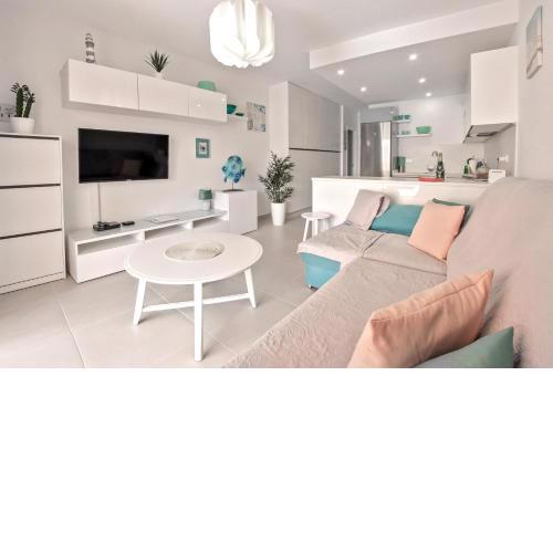 Kate Duque Fantastic apartment with lovely Pool