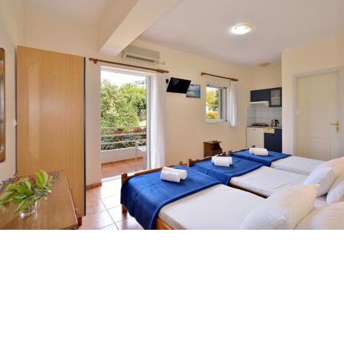 Katerina Rooms Agii Apostoloi