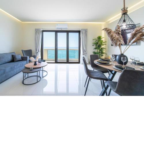 Katerina's Luxury Seaview Suite in City Center