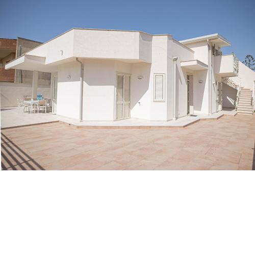 Kaukana Home