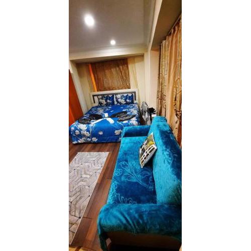 Kayan Apart 444