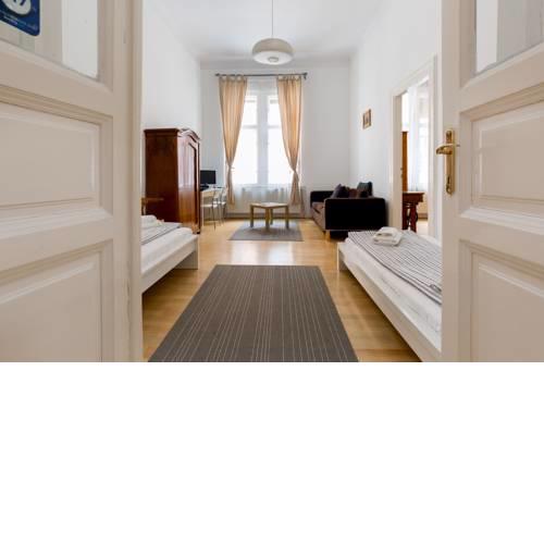 Kazinczy 32/II-Piano Central Apartments