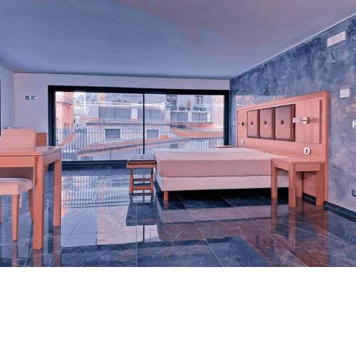 KEFA SUITE
