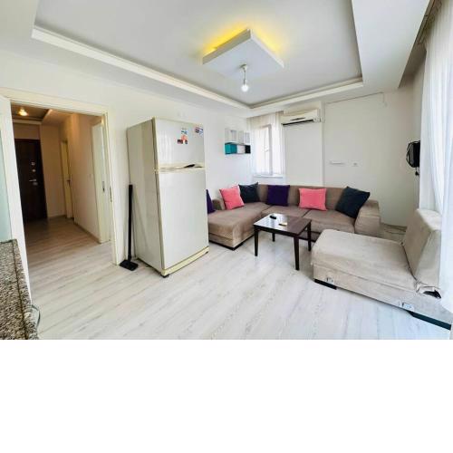 Kepez /Ahatlı 1+1 Asansörlü