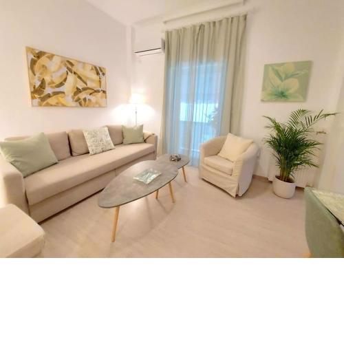 Keramikos at Plateon central Athens apartment
