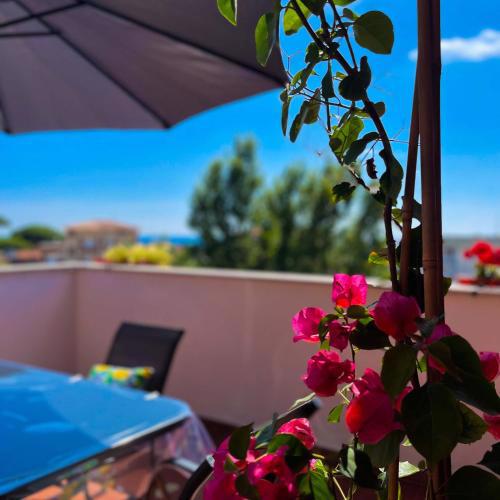 Kesya Seaview Apartment - Attico - 50mt dal mare