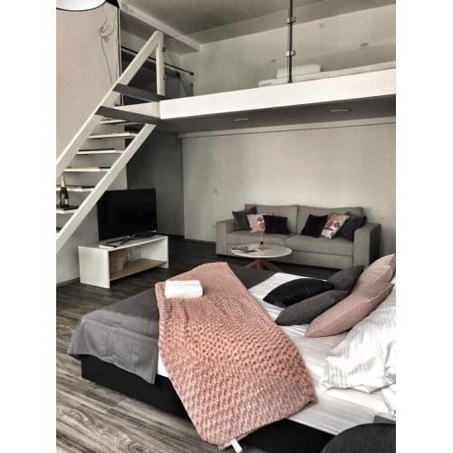 Khan Apartments
