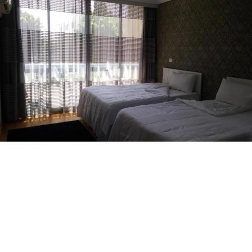 Khayatz Apartment