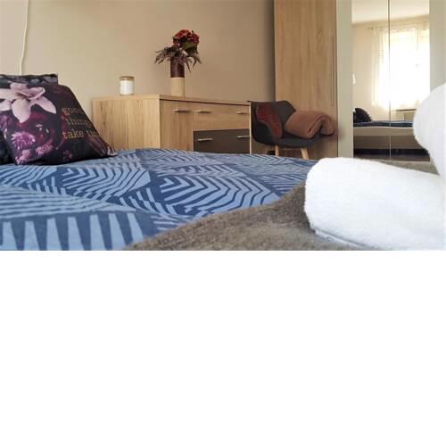 Kígyó Apartment