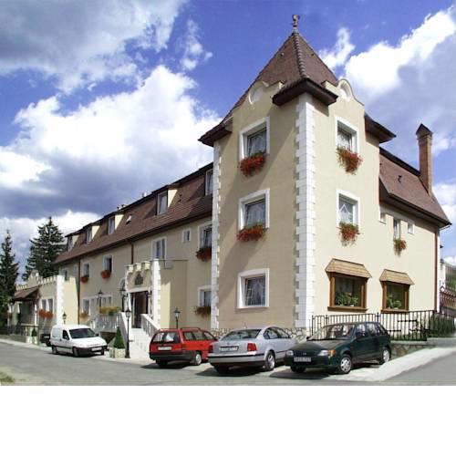 Kikelet Club Hotel