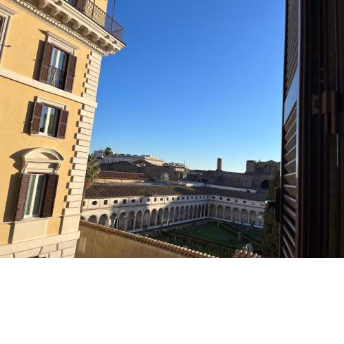 KING big room amazing view on Michelangelo Garden, private bath