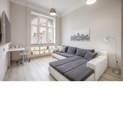 Kings Cross Apartment