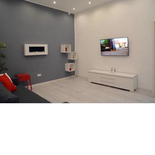 Kiraly Art Apartment