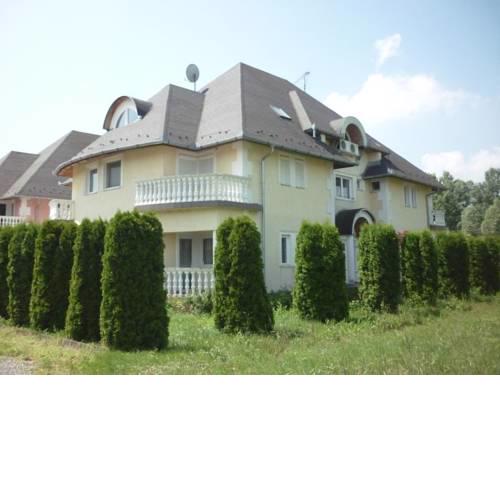 Kis-Barbara Apartman