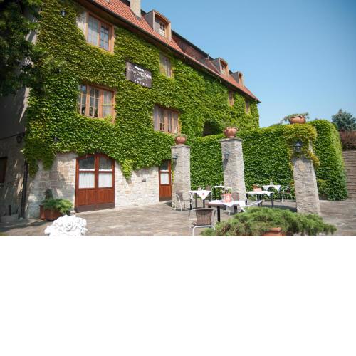 Kis Helikon Villa