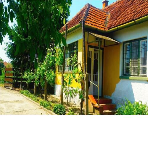 Kis-Tisza Üdülőház és Horgásztanya
