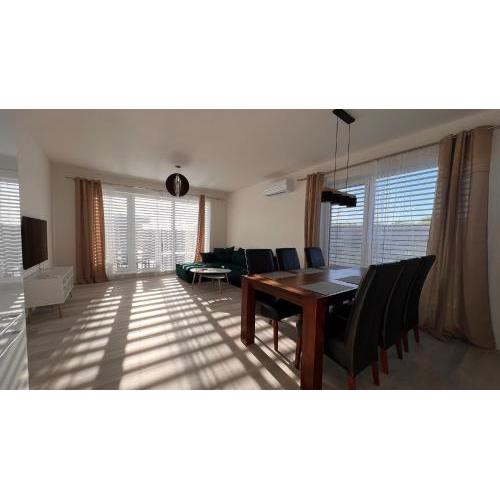 Klimatizovaný Apartmánový dom s vírivkou, 9B