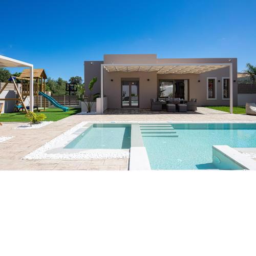 Koin Villa Sunset, With Heated Pool & Whirlpool, By ThinkVilla