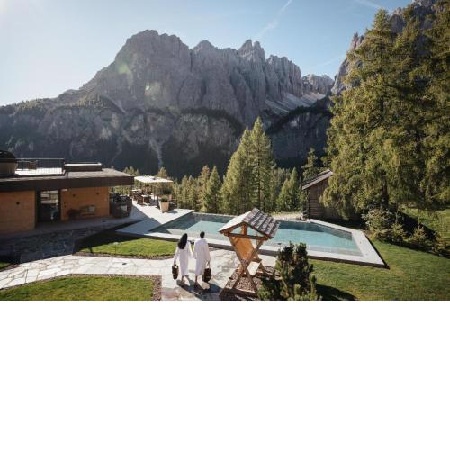 Kolfuschgerhof Mountain Resort