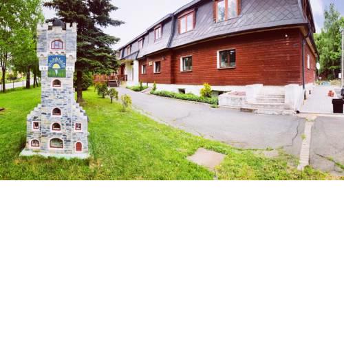 Koliba u staré věže