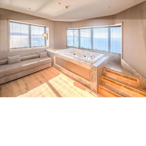 Kolin Hotel Spa & Convention Center