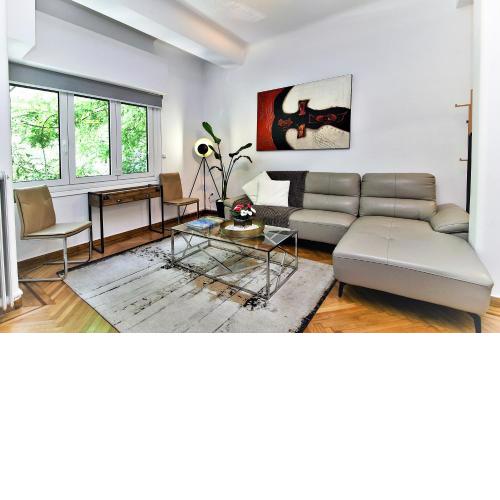 Kolonaki Jewel 1st floor feel like home properties