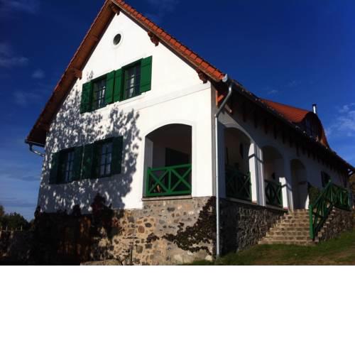 Kolonics Pincészet