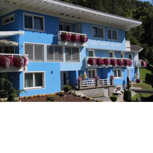 Komfortappartement-6-mit-1-Schlafzimmer-und-Balkon
