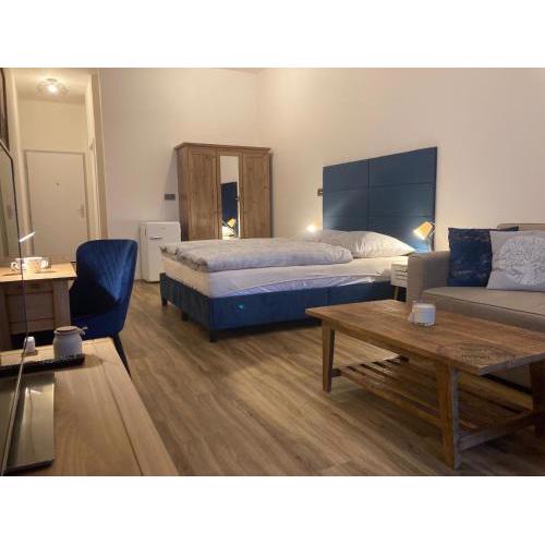 Komfortný apartmán A407 v centre NR, bez kuchyne, parkovisko zdarma