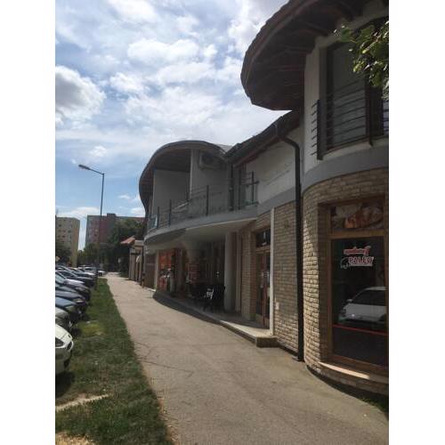 Kondé Apartments A