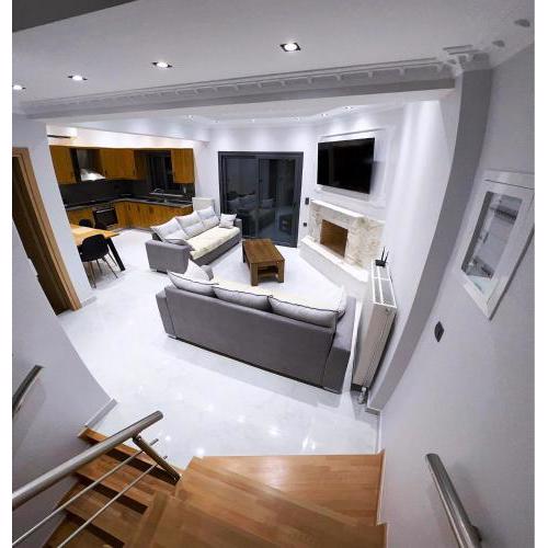 KONTIS' Deluxe furnished apartment